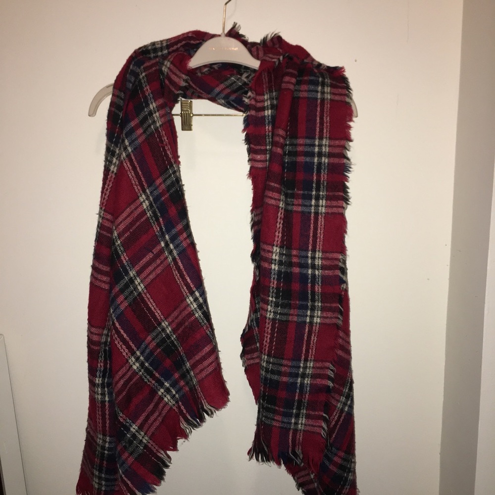 Scarf - Picture 2 of 3
